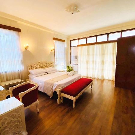 Casa Don Julian Guesthouse Bais المظهر الخارجي الصورة
