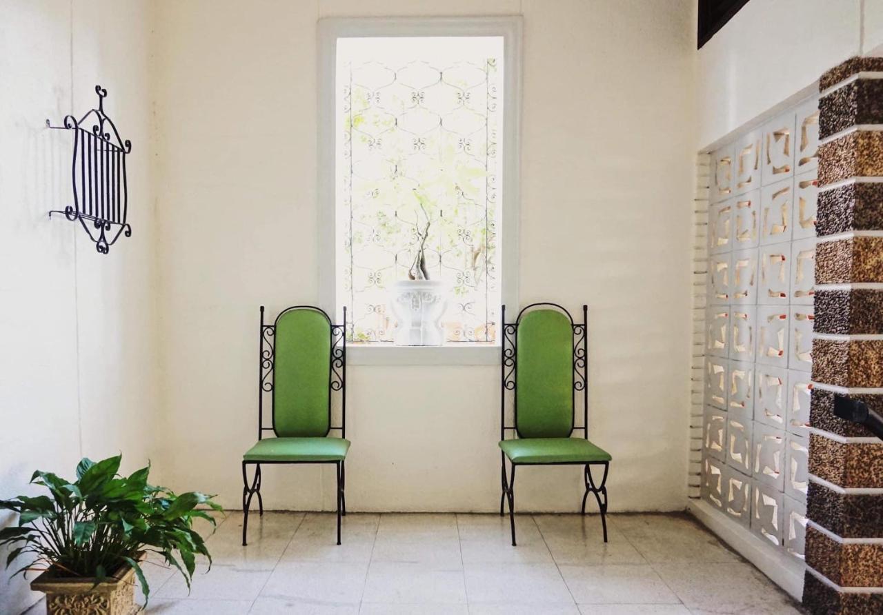 Casa Don Julian Guesthouse Bais المظهر الخارجي الصورة